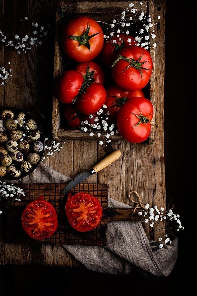Berry Bonanza: Sun-kissed Sweets of the Orchard